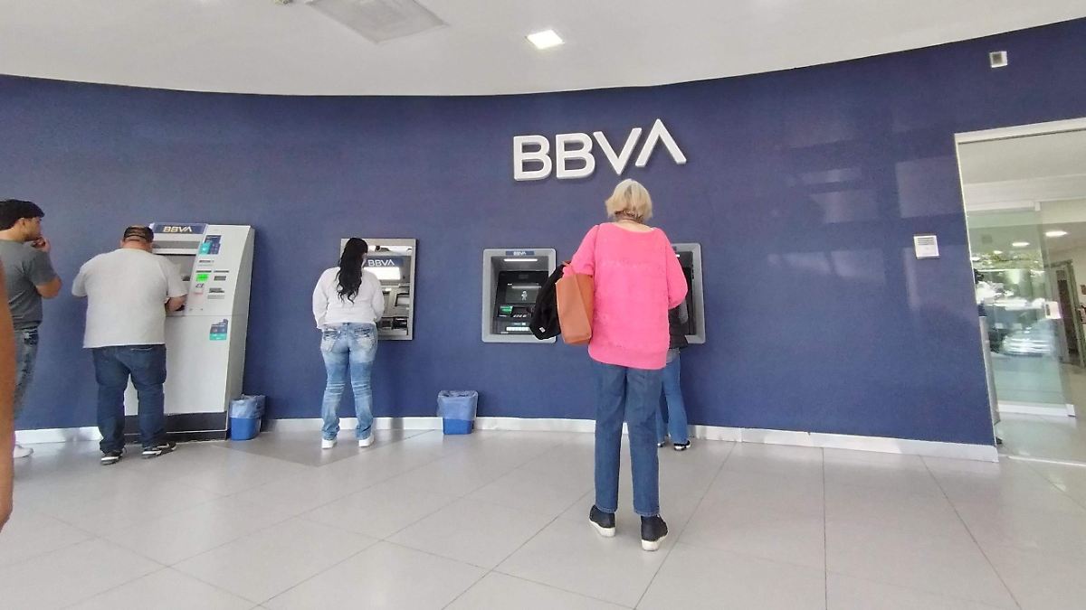 BBVA RECORTA PROYECCIONES
