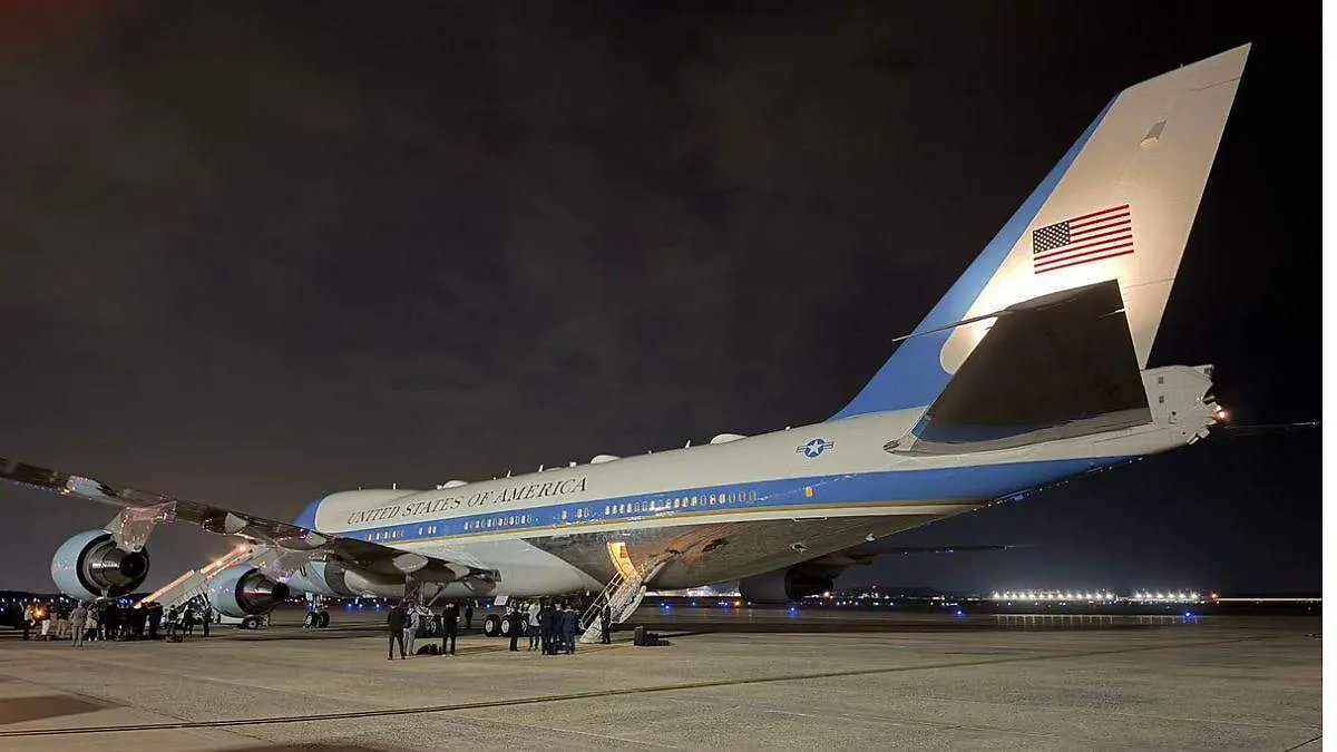 AIR FORCE ONE