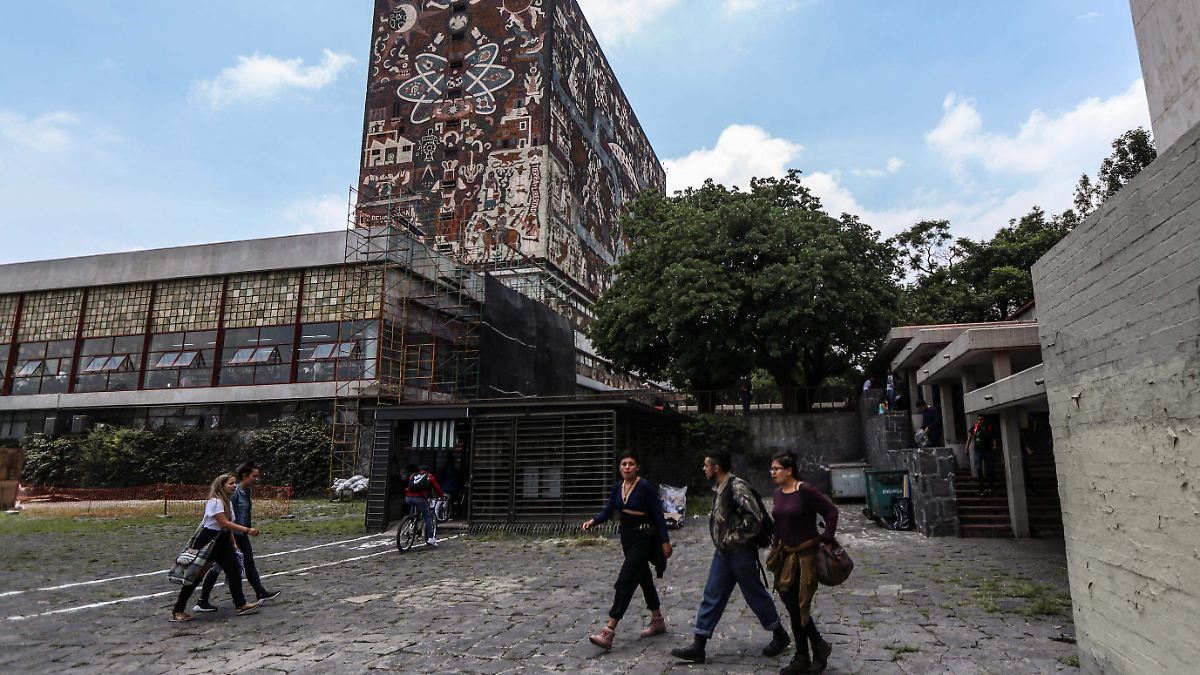UNAM SE AHORRA MILLONES CON EXAMEN DIGITAL
