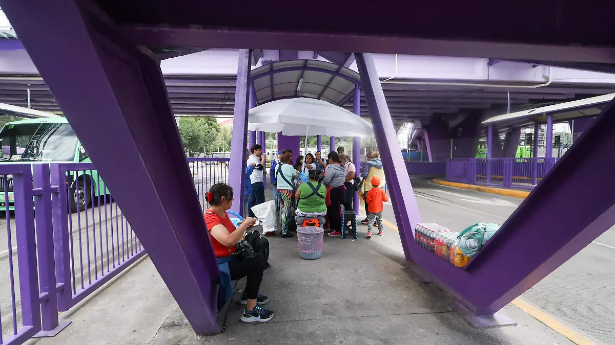 nuevo mercado para reubicar a los ambulantes de la Cetram Huipulco -04