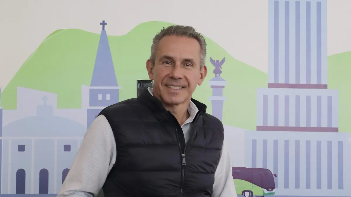 CARLOS MAGAÑA (1)