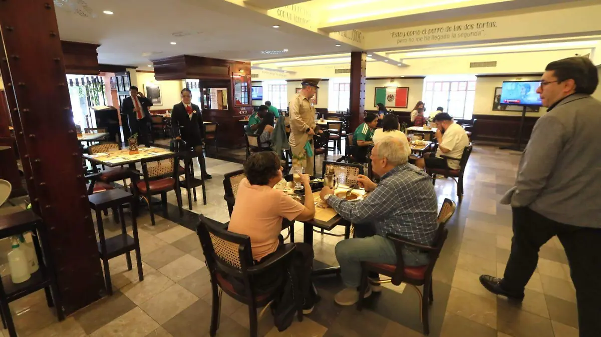 RESTAURANTES. OMAR FLORES (16)