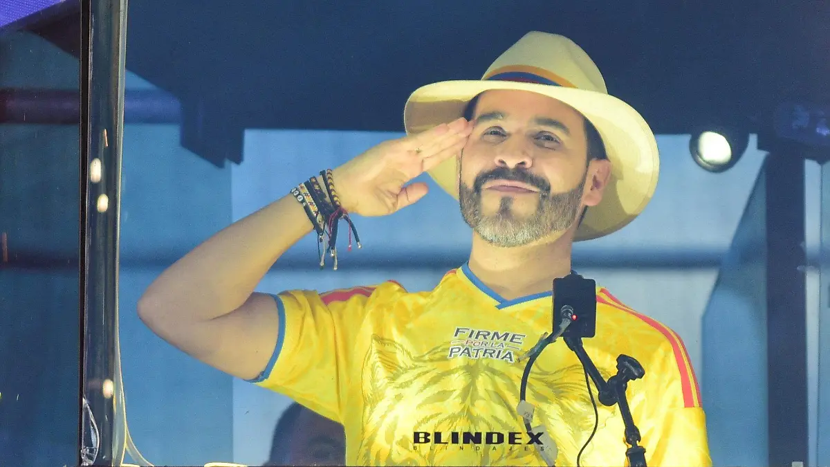 2026-06-15T034431Z_1489445917_RC2TTLAIO814_RTRMADP_3_COLOMBIA-ELECTION-DE-LA-ESPRIELLA-CLOSING-CAMPAIGN