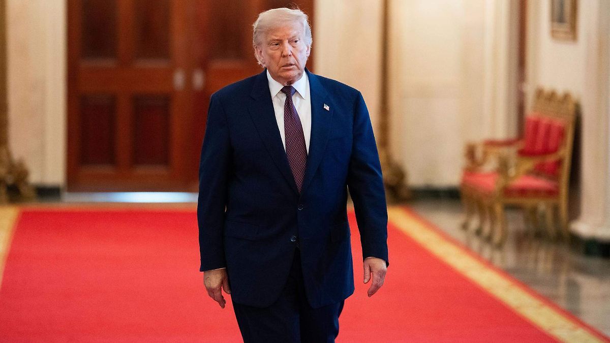 TRUMP ARREMETE CONTRA NYT: ¡LOS DEMANDARÉ!