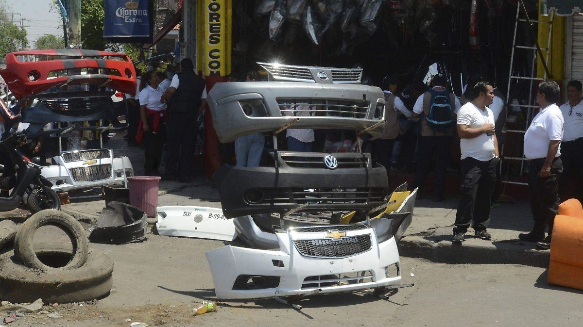 AUTOS VIEJOS DISPARAN VENTAS DE REFACCIONES