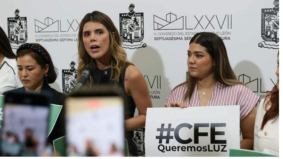 NL, A OSCURAS: CAOS POR FALTA DE LUZ