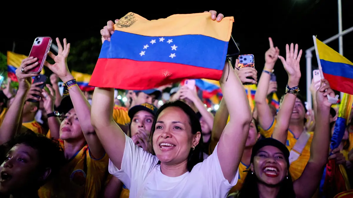 2026-06-22T025258Z_1007179384_RC2PYLAL68Y3_RTRMADP_3_COLOMBIA-ELECTION