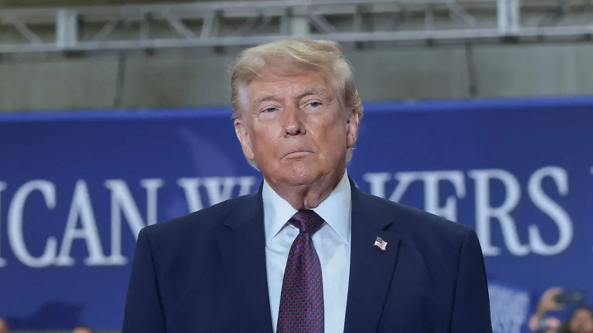 2026-06-23T191800Z_1551509130_RC2VZLAENTUJ_RTRMADP_3_USA-TRUMP