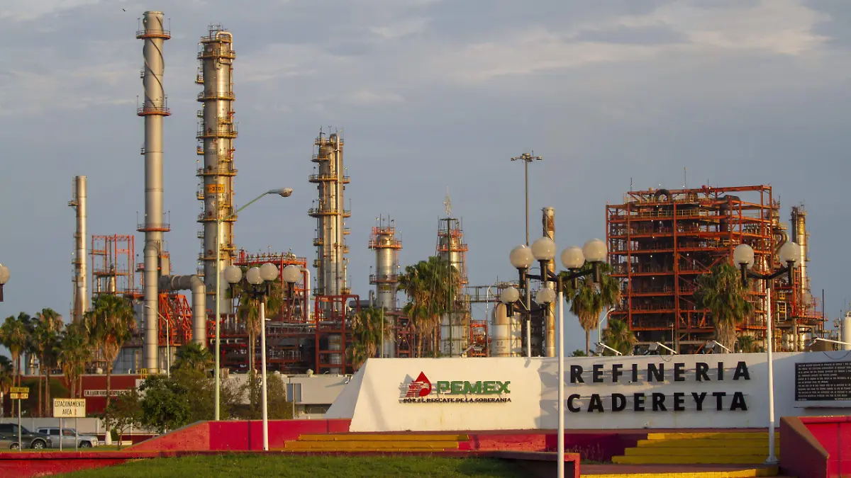 1083189_Huachicol Pemex NL_impreso