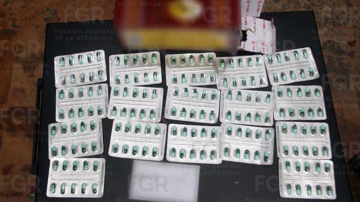 CAEN NARCOS CON DROGA OCULTA EN FLORES