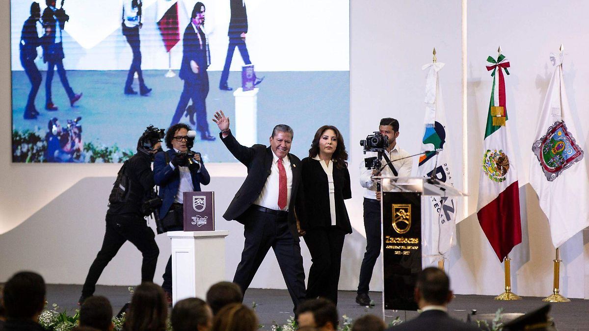 MORENA, AHOGADO EN CORRUPCIÓN: 9 ESTADOS EN LA MIRA