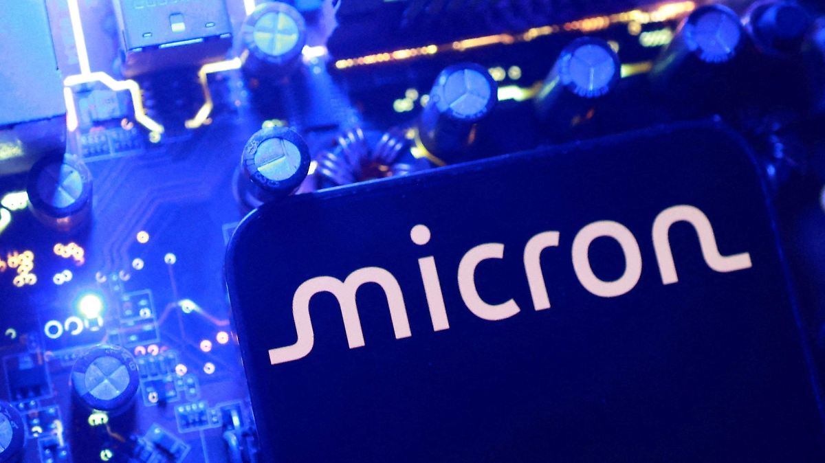 MICRON DESBANCA A GIGANTES TECNOLÓGICOS