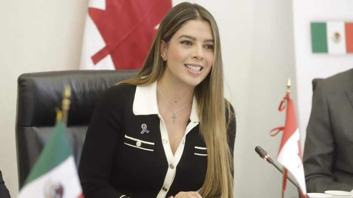 VERDE SE DESMARCA: RUTH GONZÁLEZ, FUERA DE ENCUESTA DE MORENA EN SLP