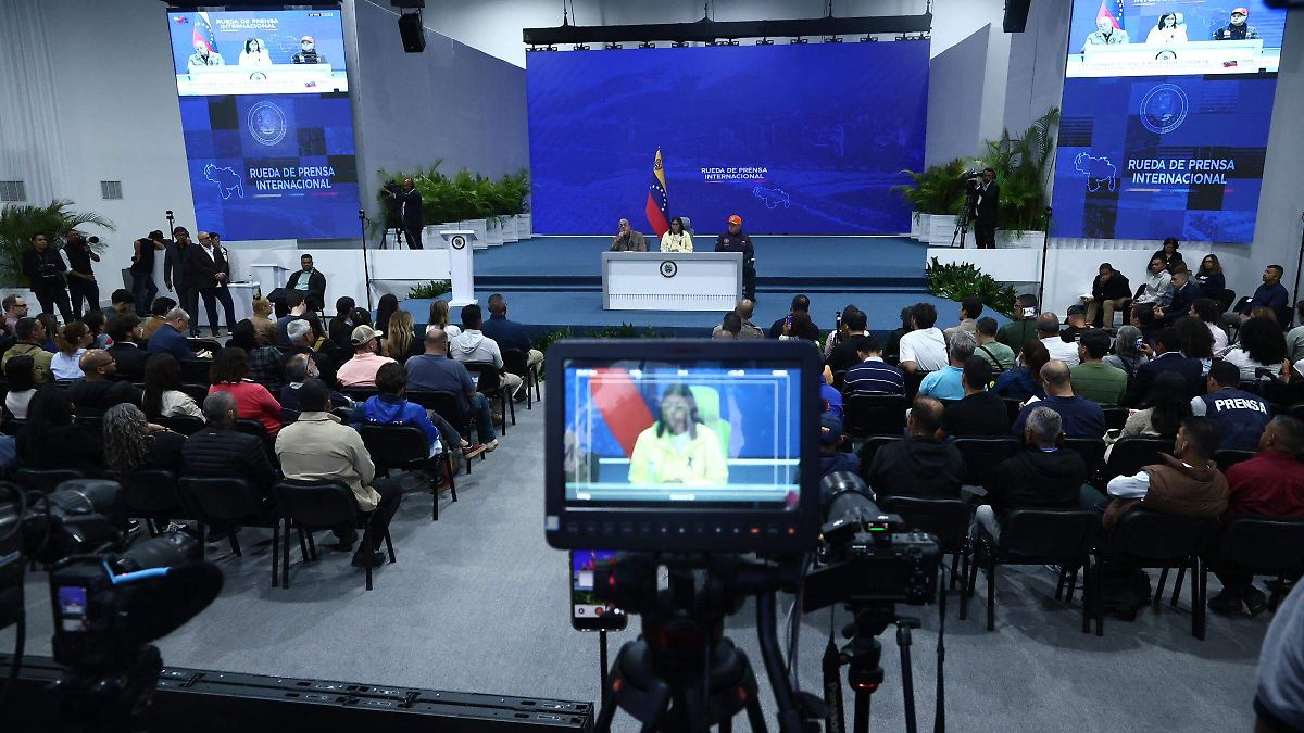 RÉGIMEN VENEZOLANO CENSURA A LA PRENSA TRAS TERREMOTO