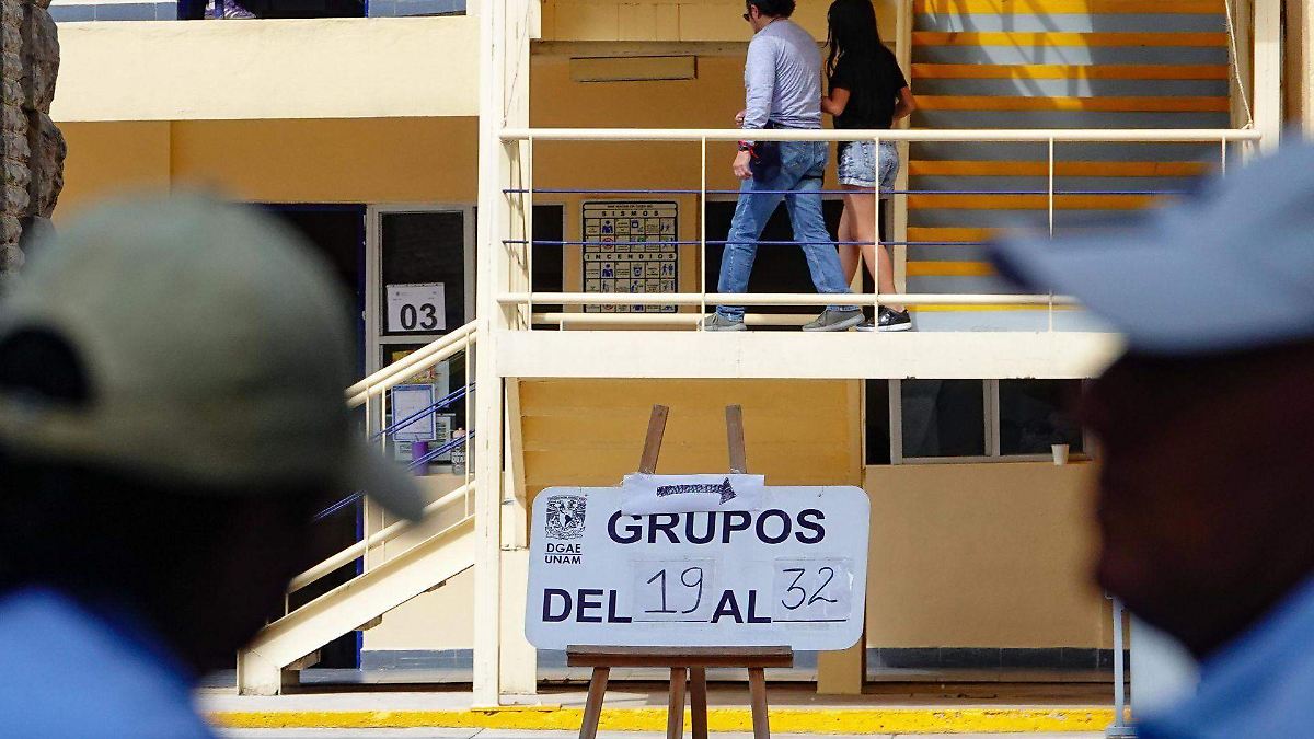 FRAUDES DE EXAMEN: DE ACORDEONES A IA