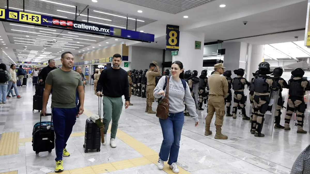 Aeropuerto Internacional de la Ciudad de México LOVERA-152