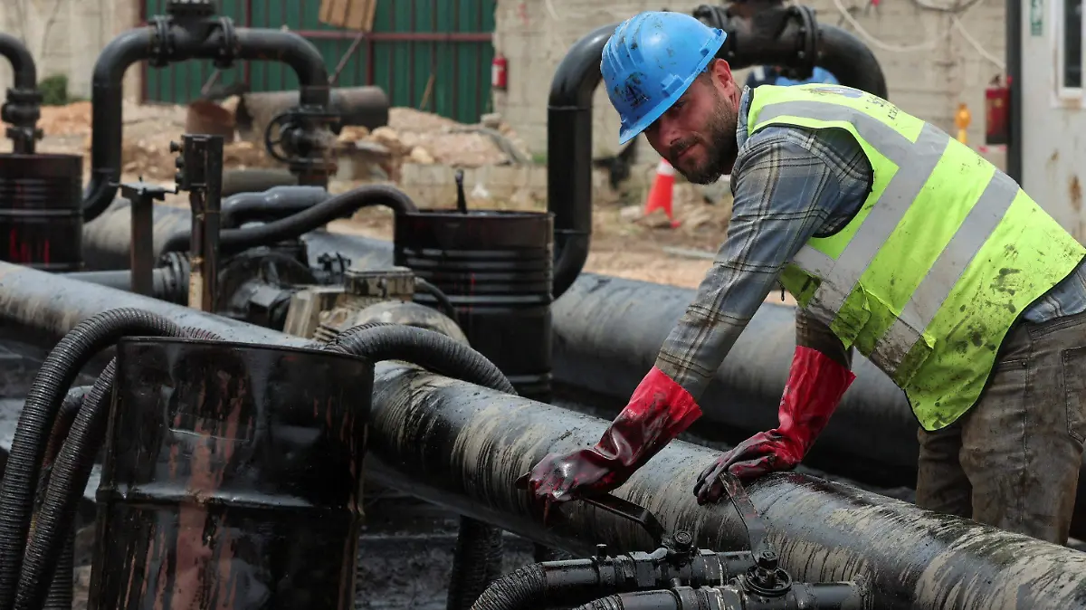 2026-07-06T073231Z_38106911_RC2Y8LA5NN31_RTRMADP_3_GLOBAL-OIL