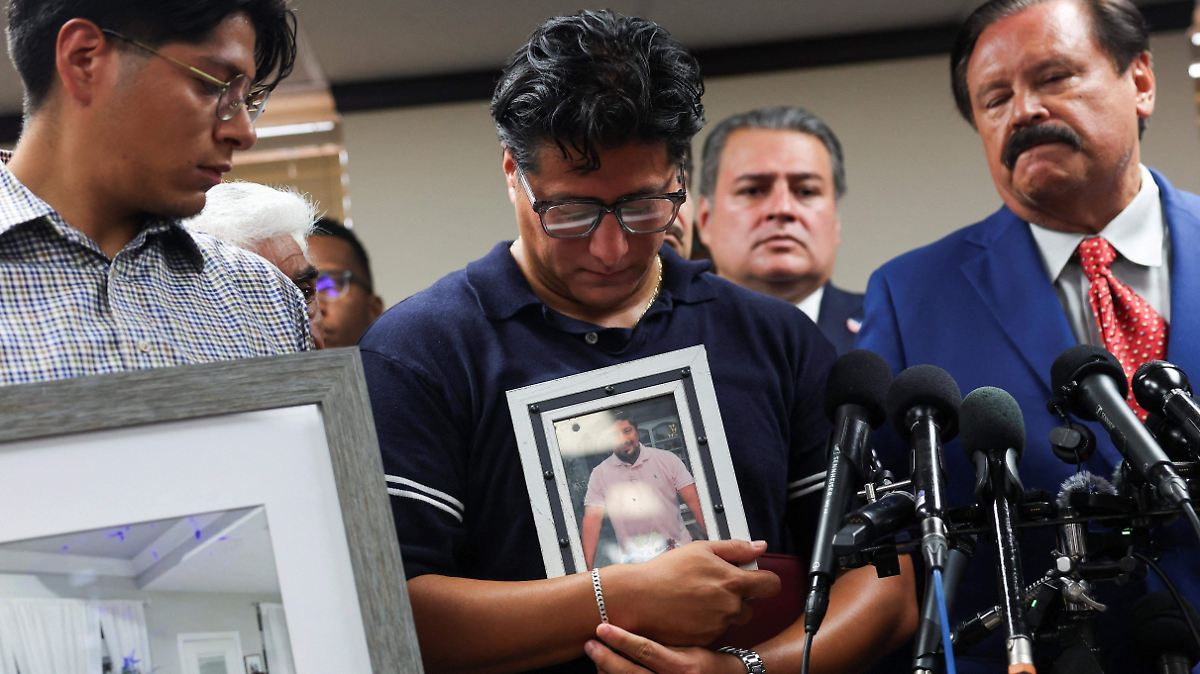 ICE MATA A MEXICANO; HOUSTON SE LAVA LAS MANOS