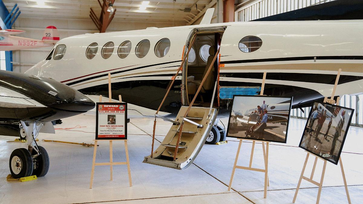 AVIÓN DE EL MAYO SIN PILOTO
