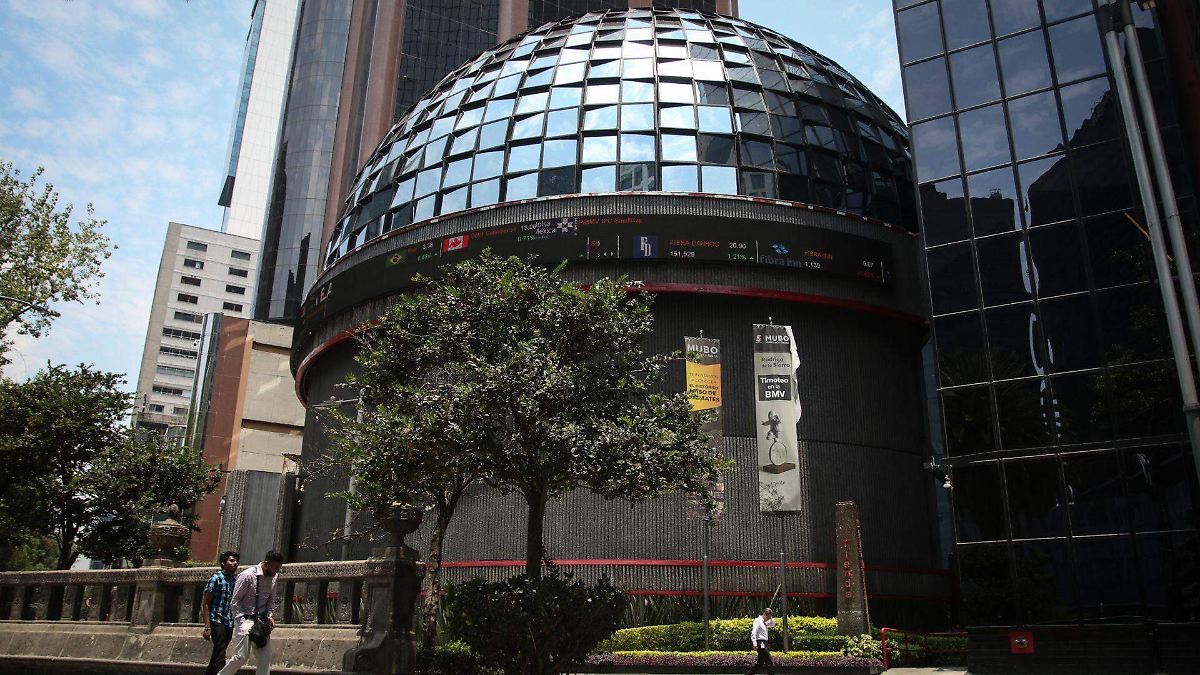 BOLSA MEXICANA SE DESPLOMA
