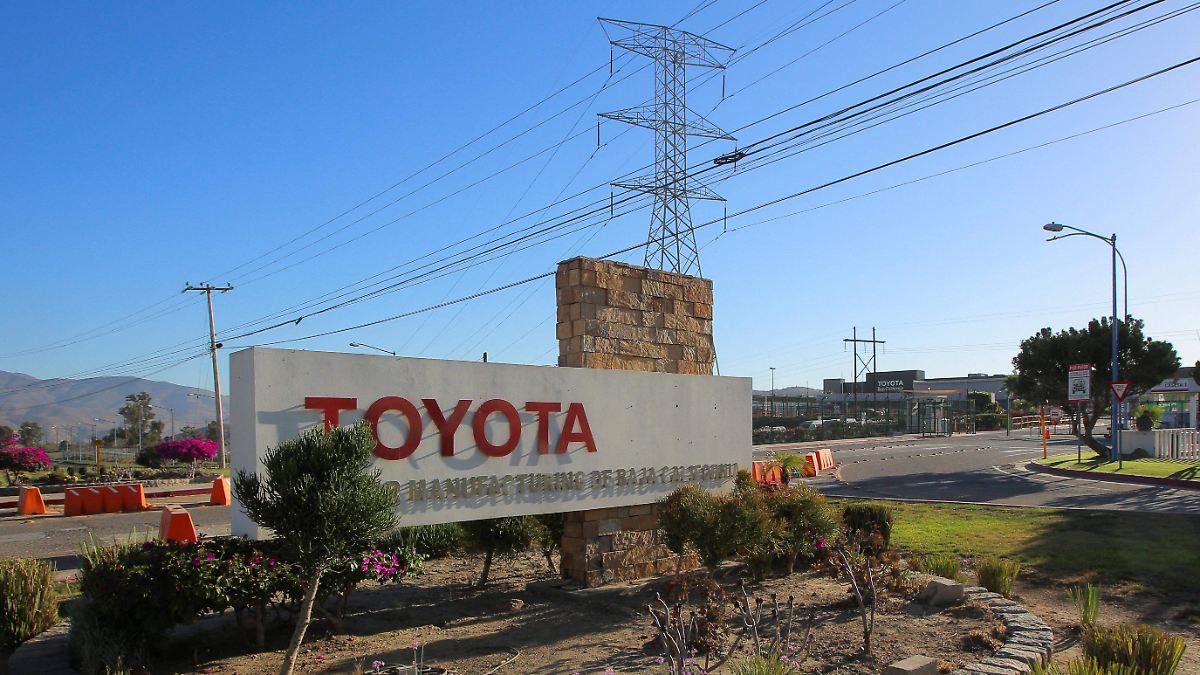 ALERTA ROJA: TOYOTA AMENAZA CON SACUDIR LA ECONOMÍA MEXICANA