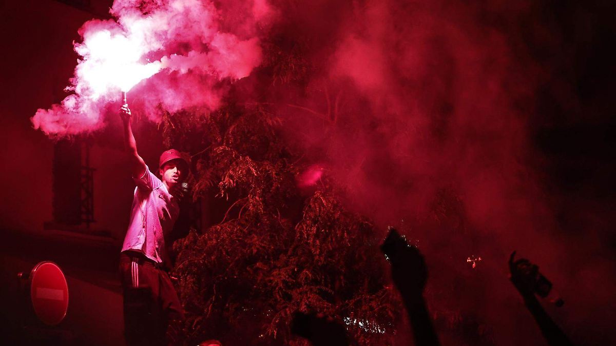 CAOS EN LONDRES: MARROQUÍES DESATAN VIOLENCIA TRAS DERROTA