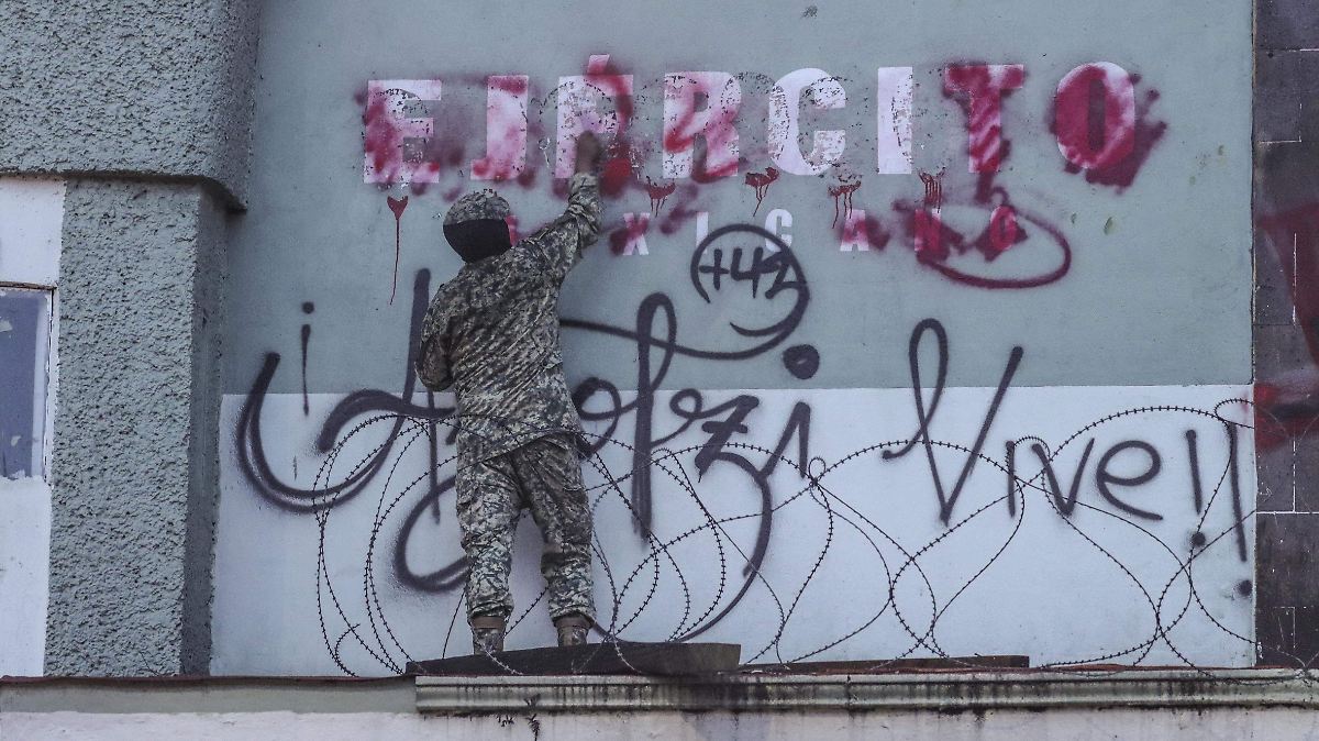 CNDH ACUSA AL EJÉRCITO: FUNDAR DENUNCIA ENCUBRIMIENTO EN AYOTZINAPA