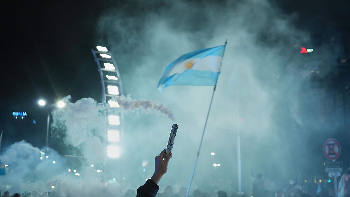 FESTEJOS MORTALES: MUEREN DOS POR EL TRIUNFO ARGENTINO