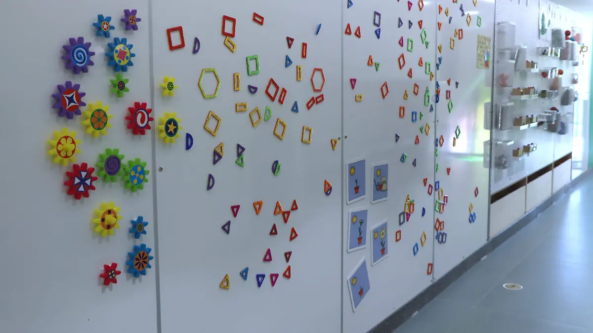 6115025-SALA PARA NIÑOS UNIVERSUM  (2)