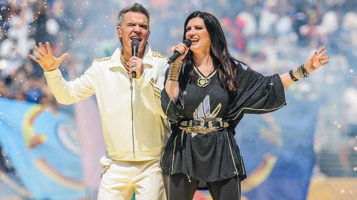 ESTRELLAS GLOBALES UNEN VOCES POR EL MUNDIAL