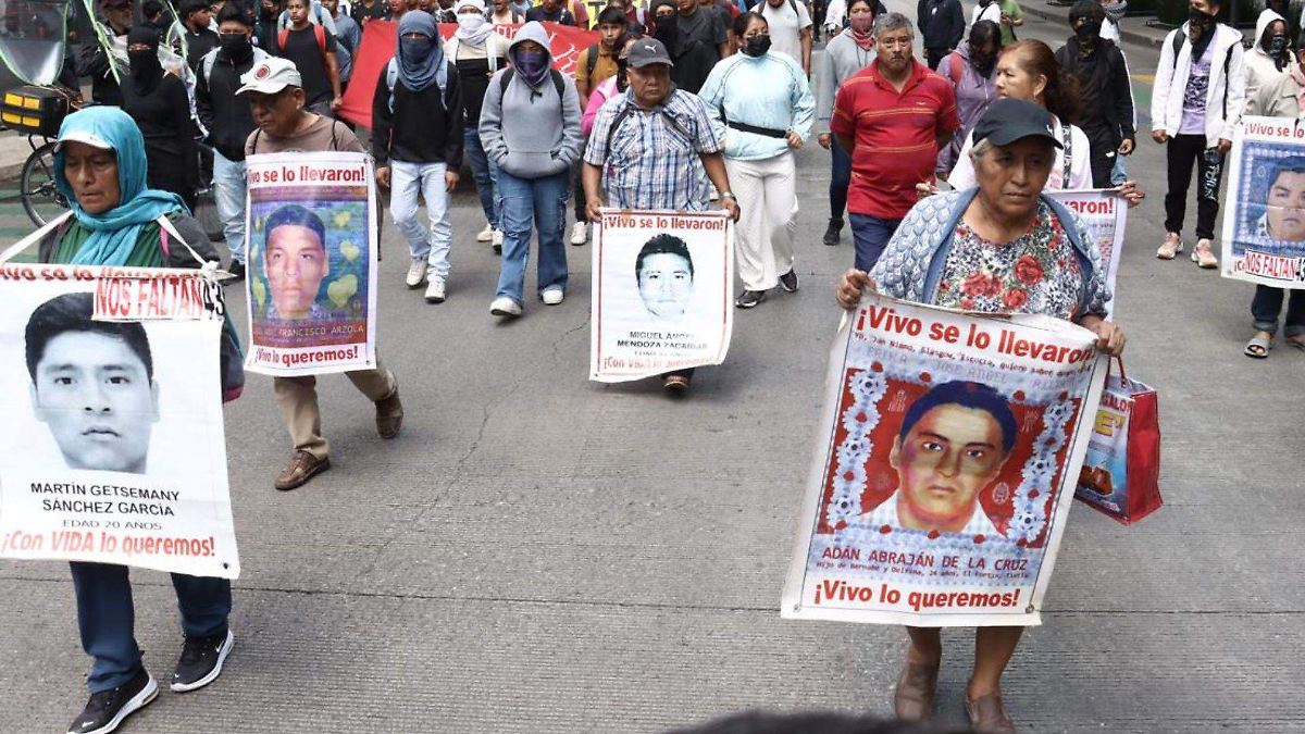 SEDENA OCULTA CLAVES DEL CASO AYOTZINAPA