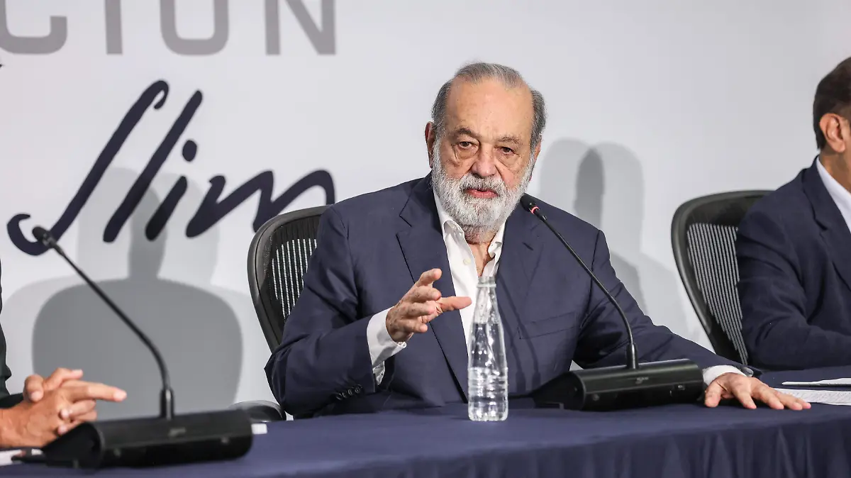 6250374-Carlos Slim Conferencia de prensa (2)