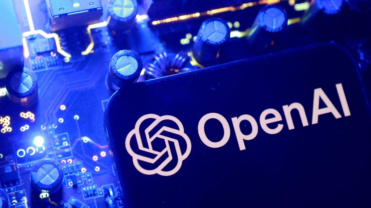 IA DE OPENAI ATACA A COMPETENCIA