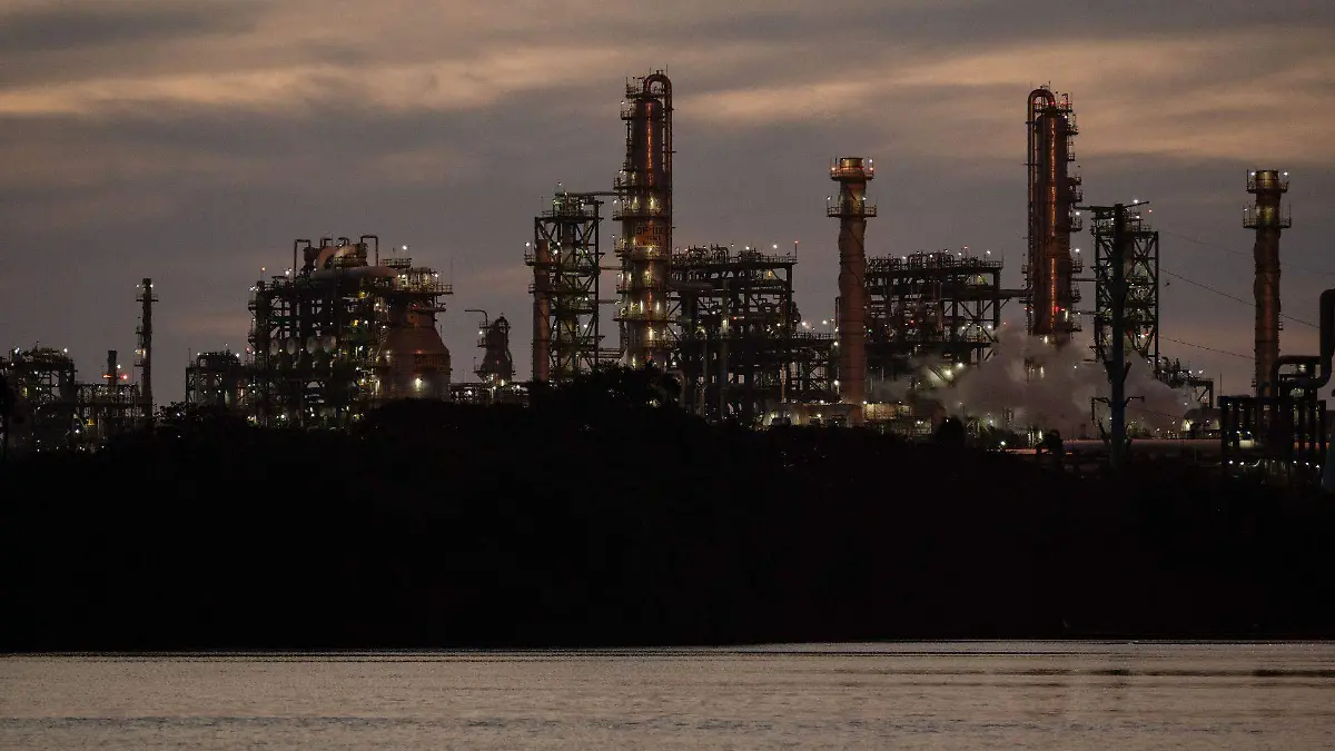1078242_Atardecer Refinería Dos Bocas_web