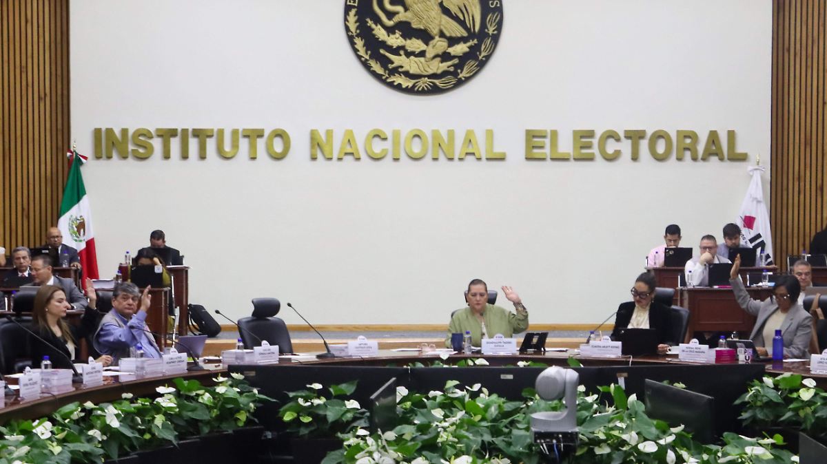 INE BLINDA ELECCIONES: CENSURA A NARCO CANDIDATOS