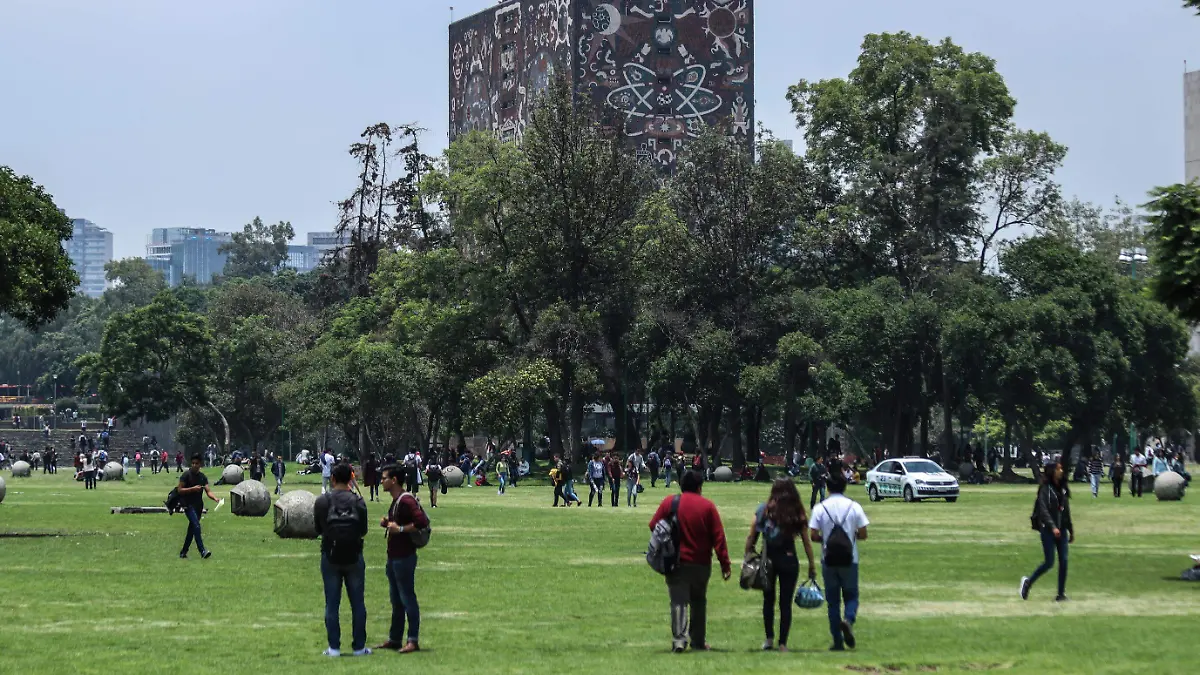 UNAM AHORRA MILLONES EN EXAMEN roberto hernandez (1)