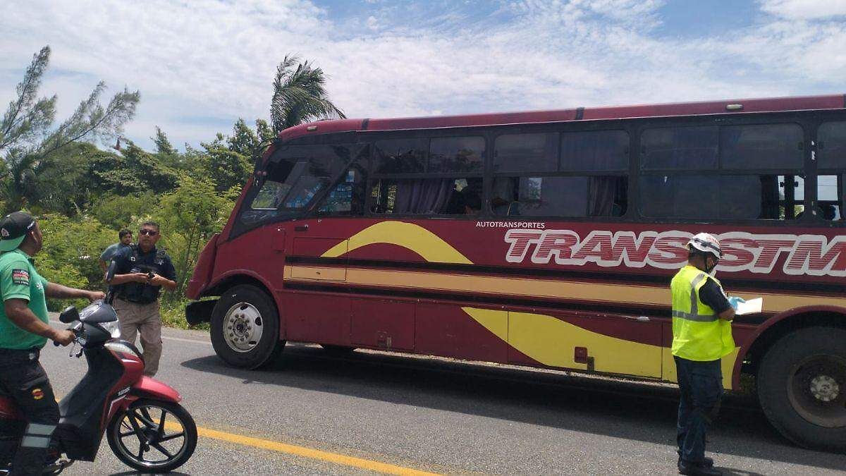 ATAQUE A BALAZOS EN OAXACA: UN MUERTO Y CONDUCTOR HERIDO
