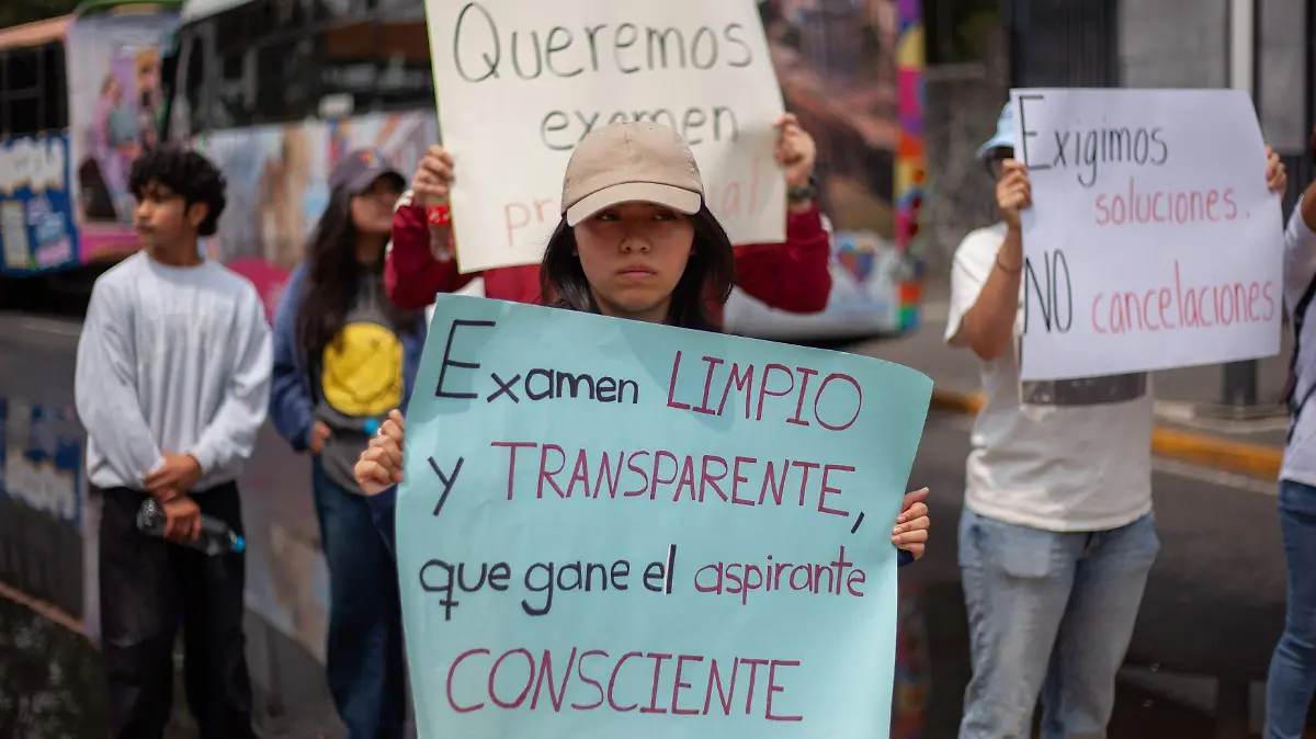1092558_Protesta examen de admisión UNAM_impreso