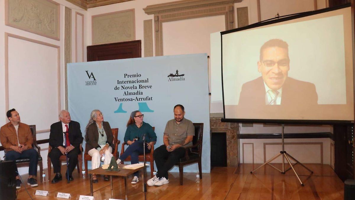 ESCRITOR PERUANO SE ALZA CON PREMIO ALMADÍA
