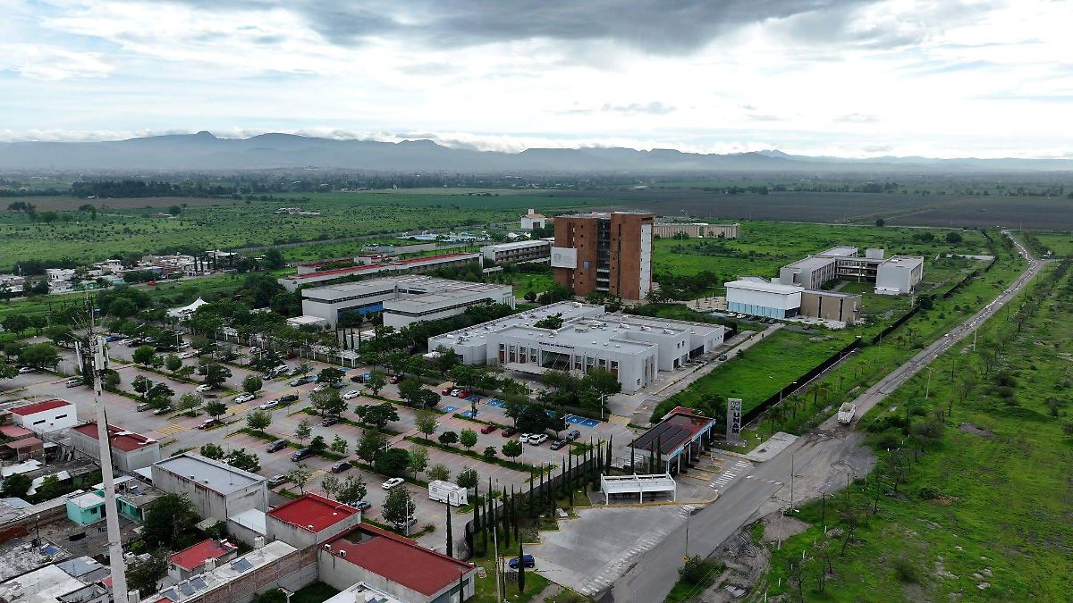 UNAM: VACÍO EN AULAS FUERA DE LA CAPITAL
