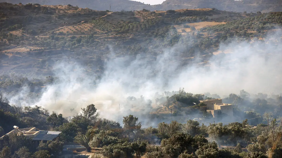 2026-07-30T090941Z_96577249_RC27OMA8IN37_RTRMADP_3_EUROPE-WEATHER-GREECE-WILDFIRES