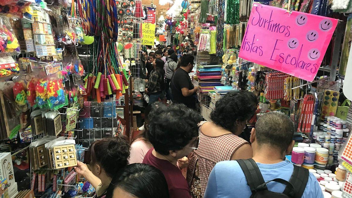 ¡NEGOCIO MILLONARIO! REGRESO A CLASES IMPULSA ECONOMÍA