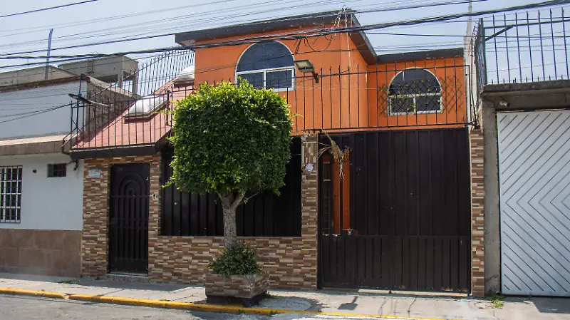 Fachada del domicilio ubicado en la calle 1547 #79