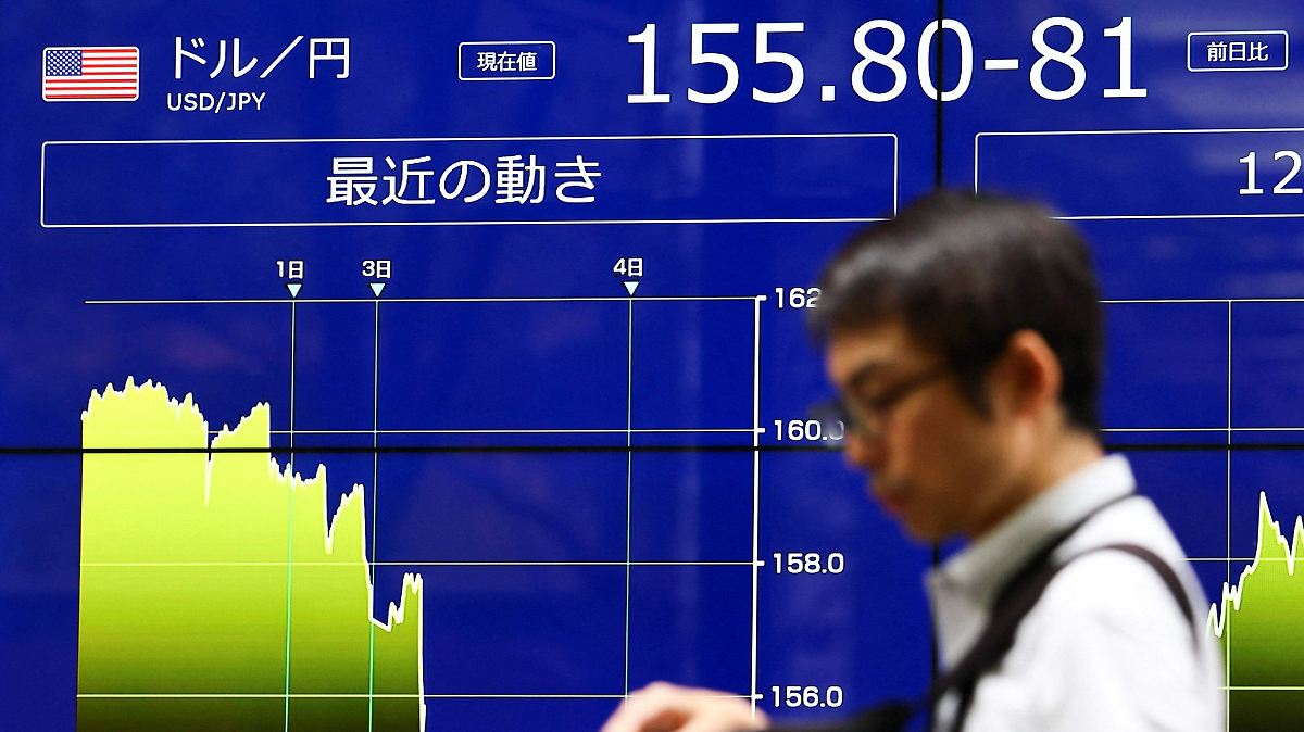 JAPÓN Y EU INTERVIENEN EL MERCADO CAMBIARIO