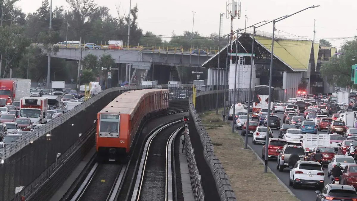 LINEA B DEL METRO. ADRIAN VAZQUEZ (8)