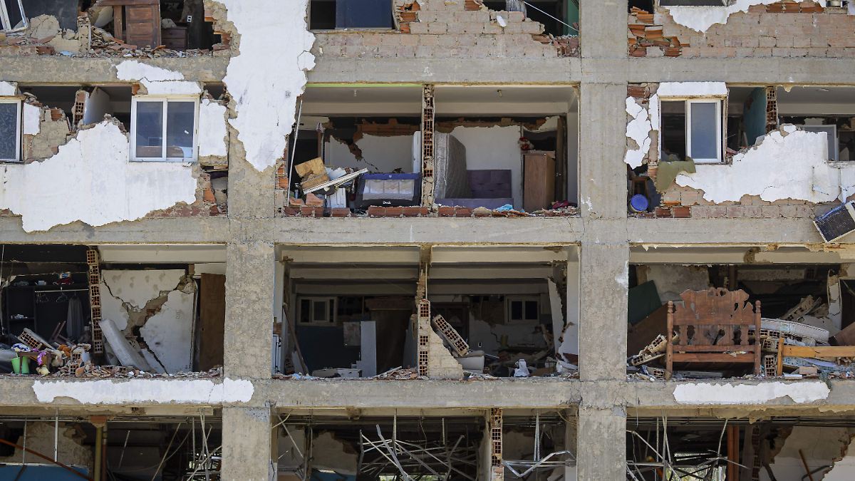 DOBLE TERREMOTO DEVASTA VENEZUELA: 6 MIL MUERTOS