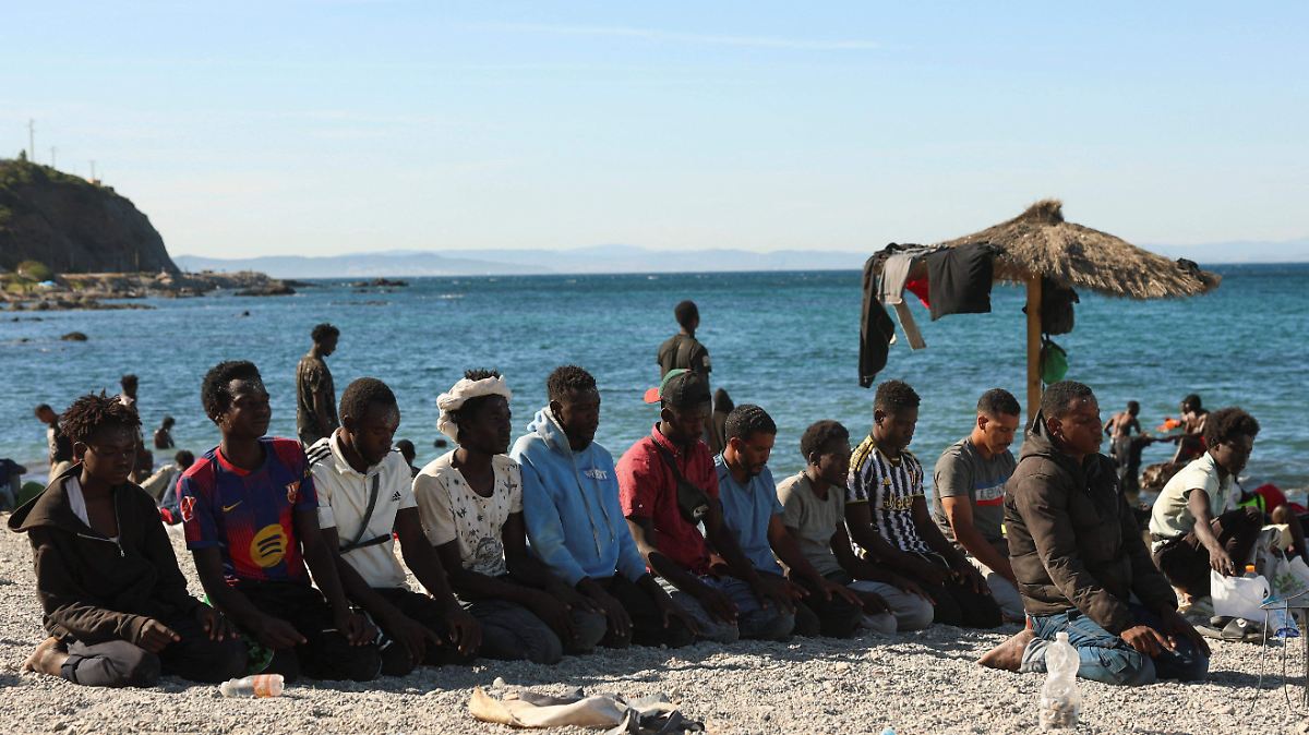 TRAGEDIA EN CEUTA: 75 MUERTOS POR OLA MIGRATORIA