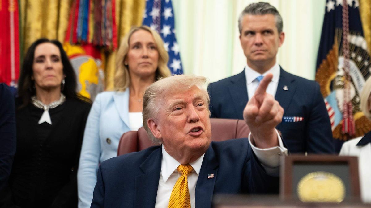 TRUMP LANZA ADVERTENCIA A IRÁN: "GOLPE MUY DURO"