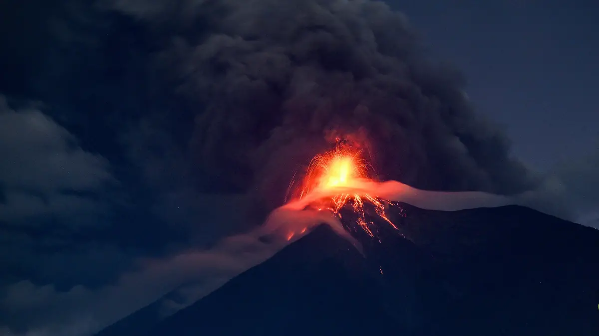 AFP__20260804__C3WZ7G3__v3__HighRes__TopshotGuatemalaVolcanoFuego