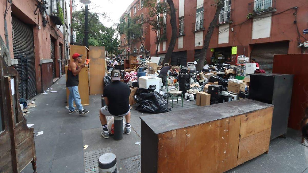 DESPOJO IMPARABLE EN CDMX: ROBAN CASAS A MANOS LLENAS